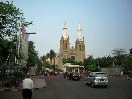 cathedral jakarta.jpg