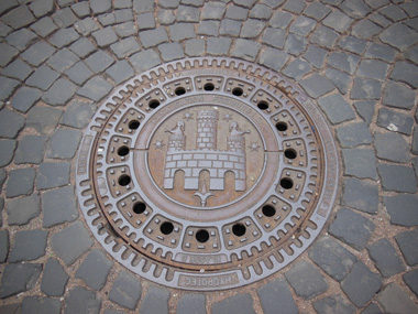 freiburg manhole.jpg